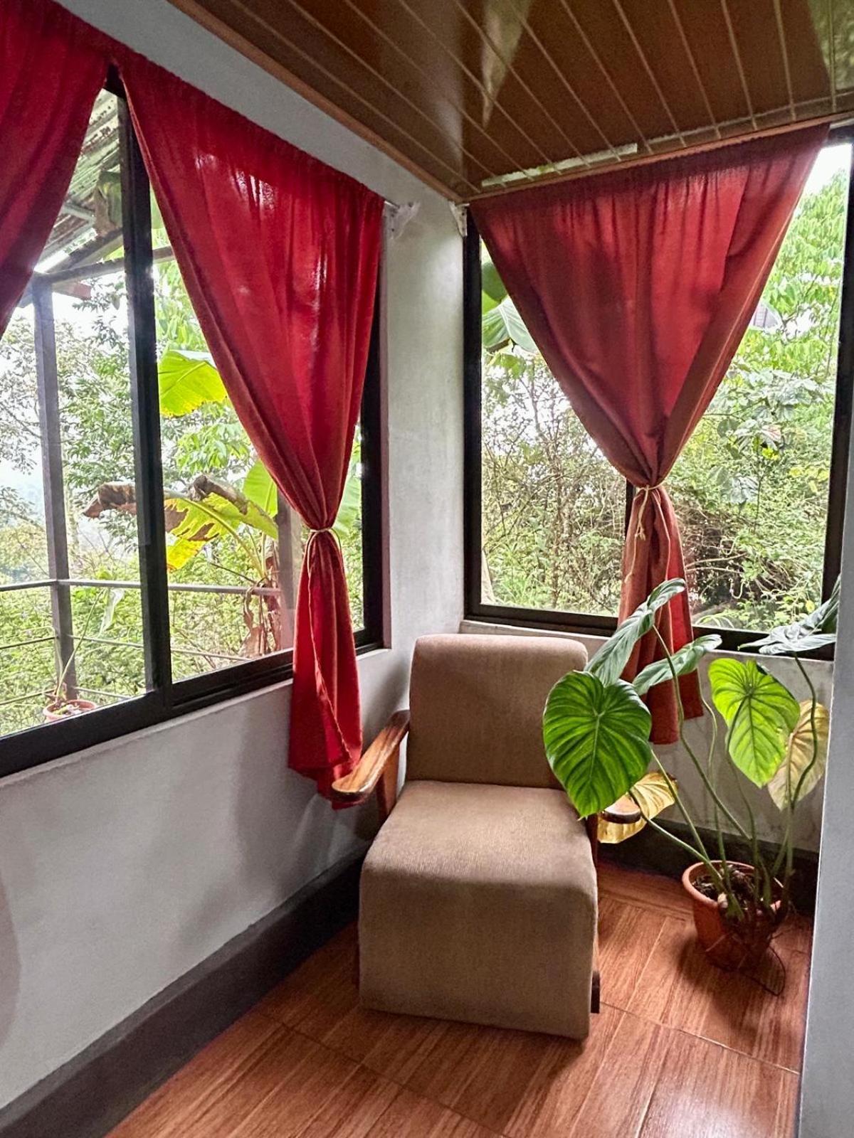 Cabañas Colibrí Tayutic Turrialba Exterior foto